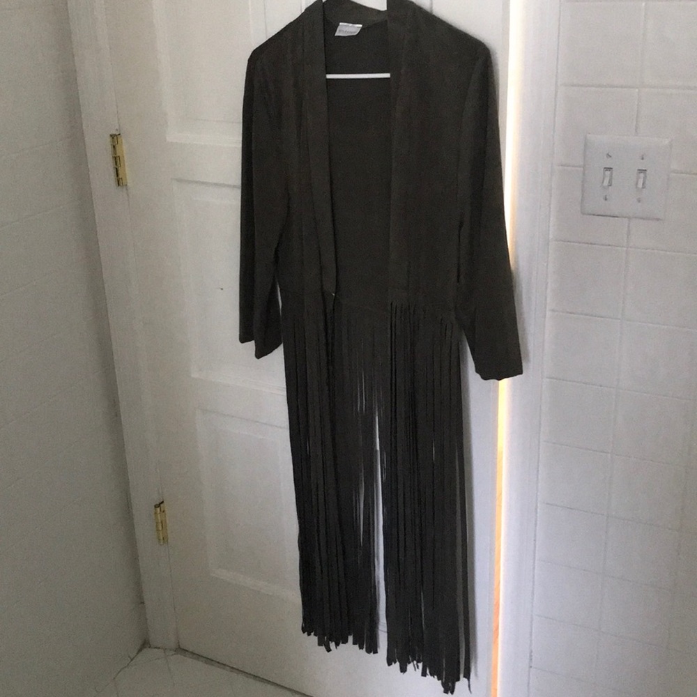 Shade fringe duster